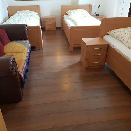 Pension Lindengarten Нюрнберг Екстериор снимка