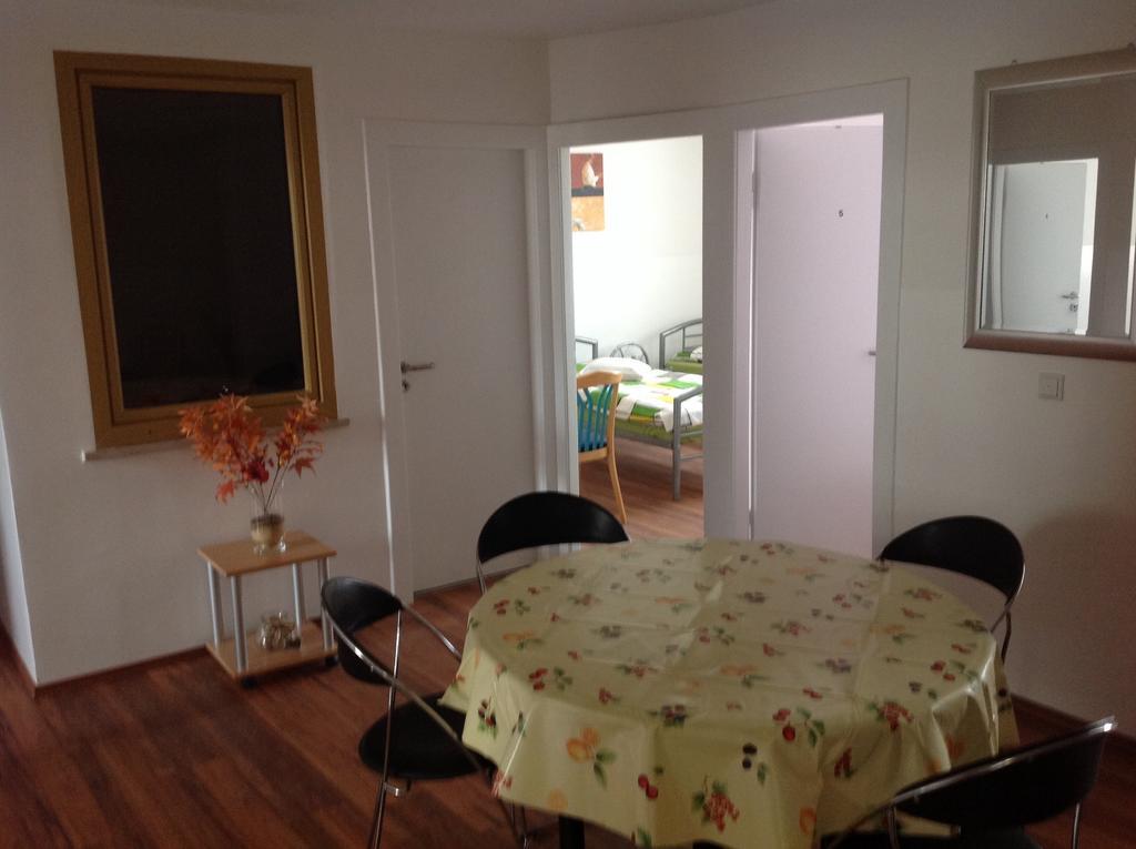 Pension Lindengarten Нюрнберг Екстериор снимка