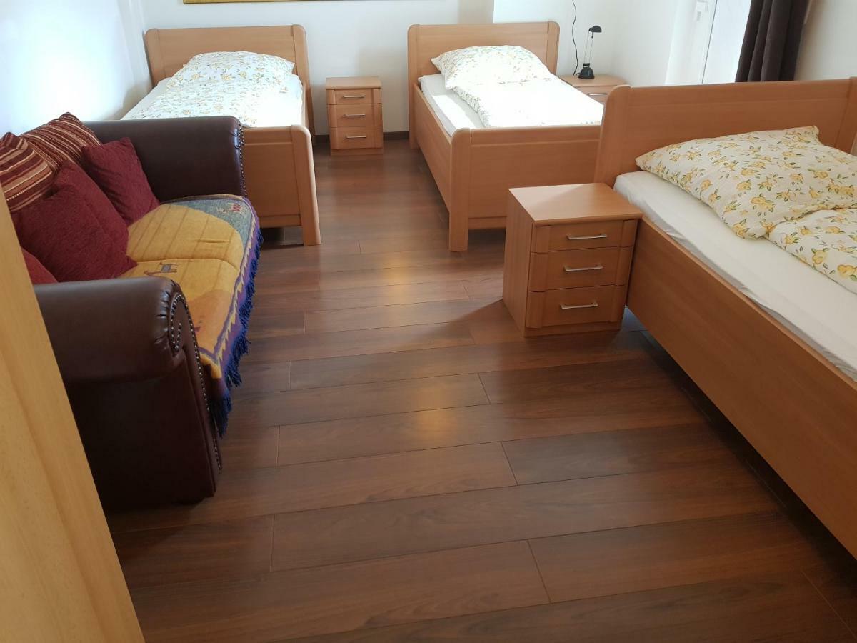 Pension Lindengarten Нюрнберг Екстериор снимка