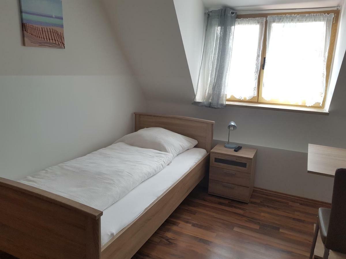 Pension Lindengarten Нюрнберг Екстериор снимка