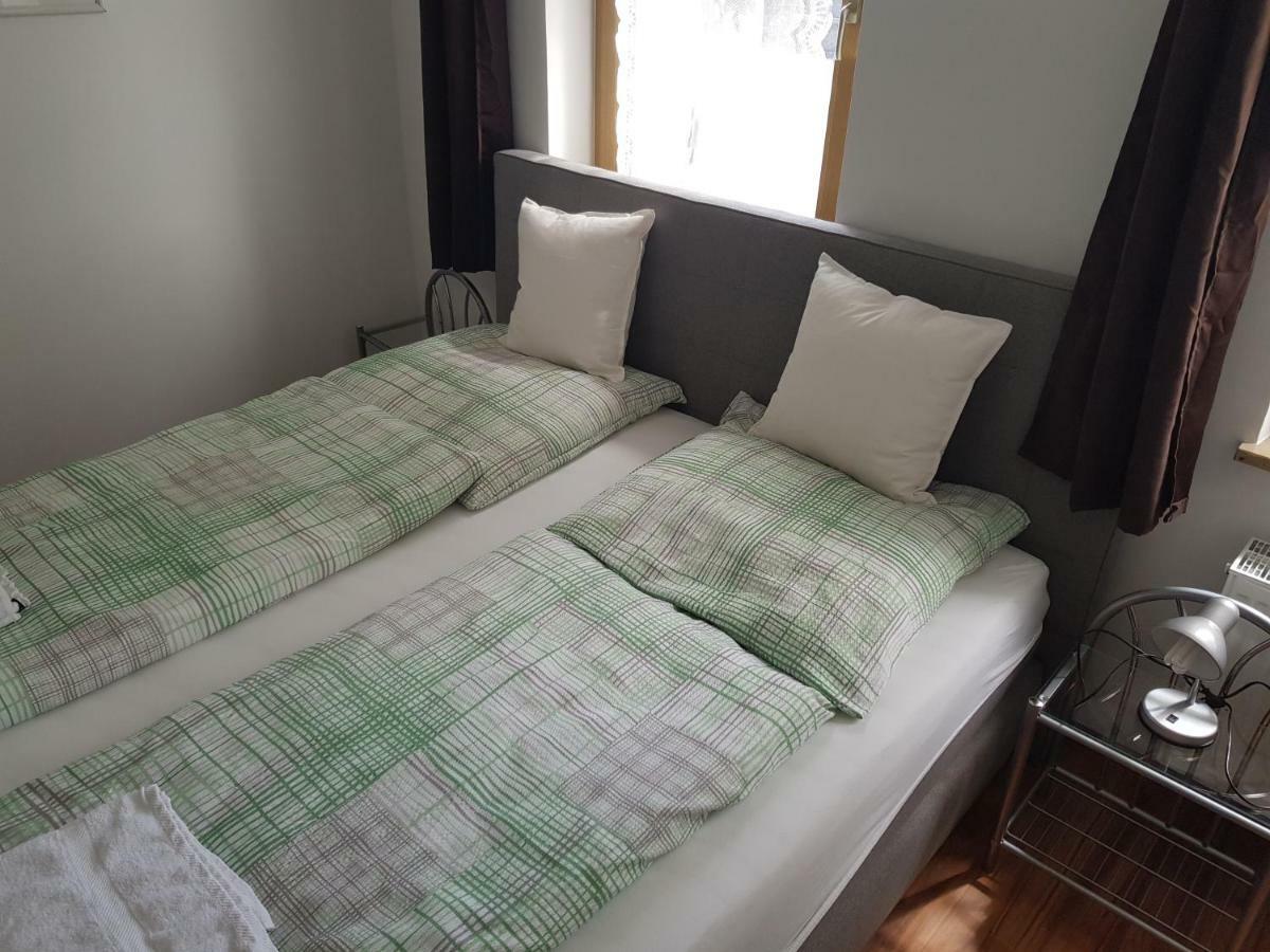 Pension Lindengarten Нюрнберг Екстериор снимка
