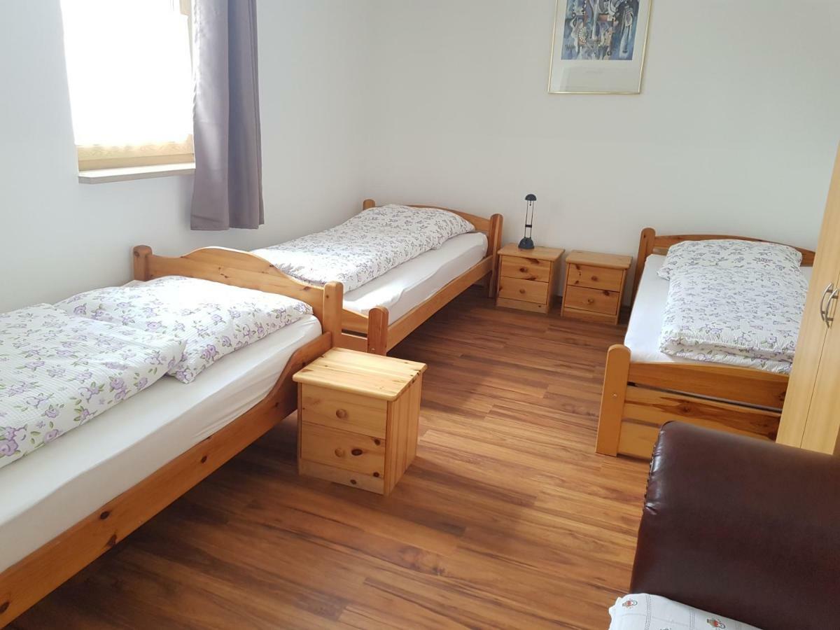 Pension Lindengarten Нюрнберг Екстериор снимка